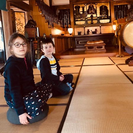Ryutakuzenji 宿坊 Takaszaki Kültér fotó
