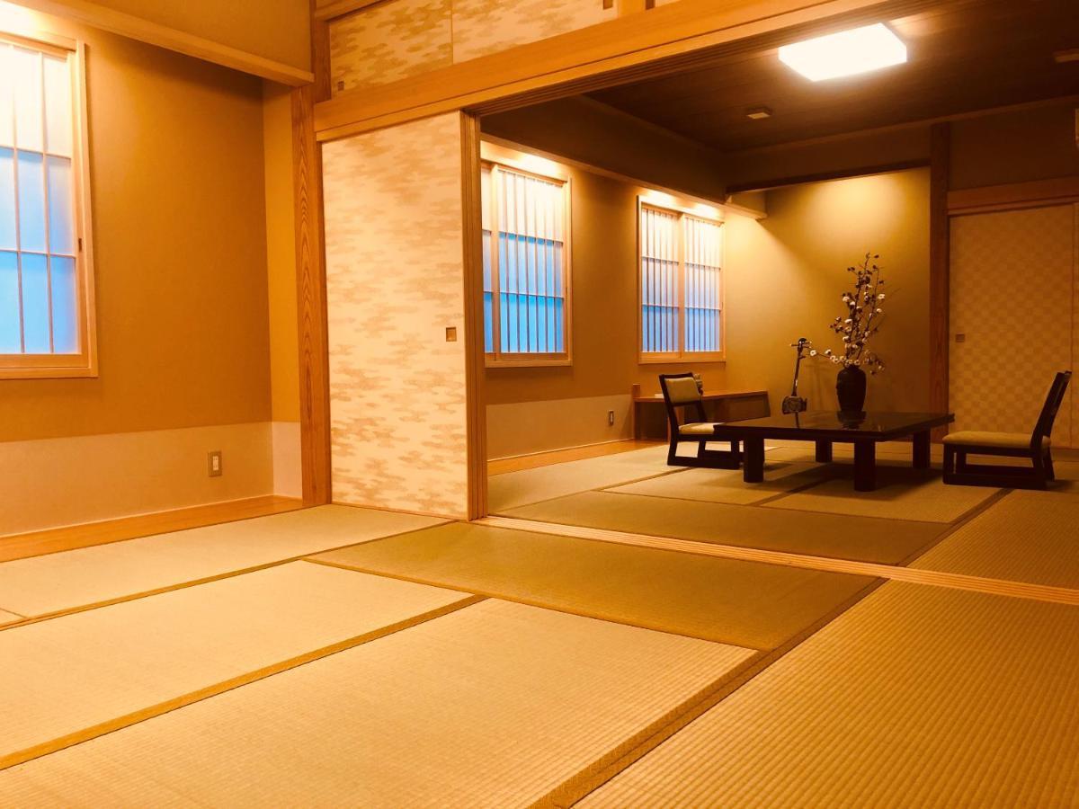 Ryutakuzenji 宿坊 Takaszaki Kültér fotó